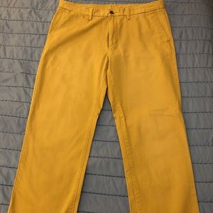 Men’s 36”x32” Roundtree & York Khaki pants.